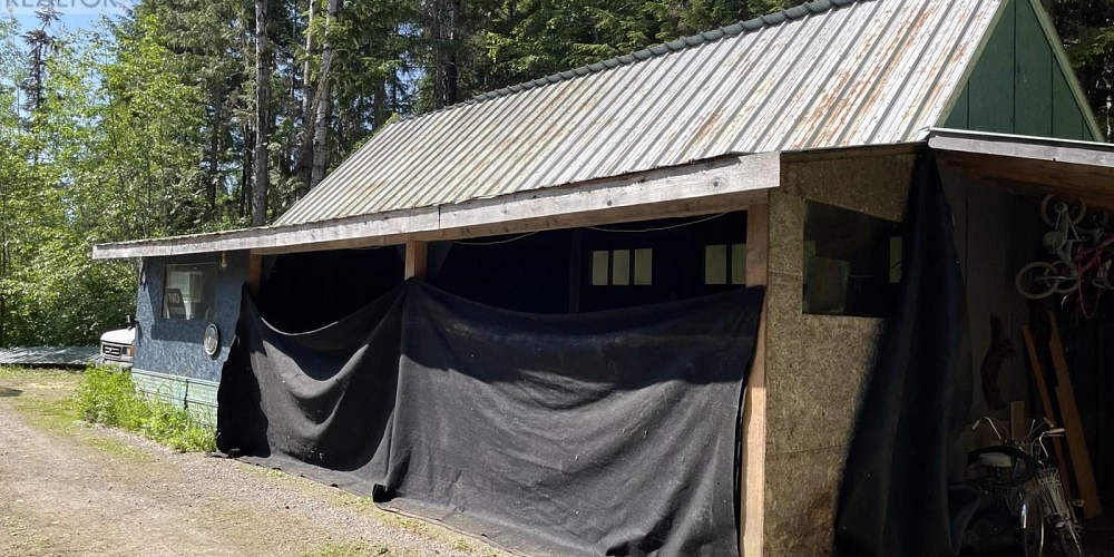 5258 OLD REMO ROAD Terrace Photo 32 5258 OLD REMO ROAD Terrace Photo 32